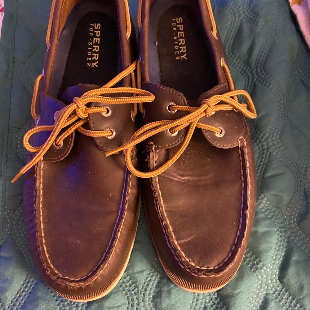 Men’s sperrys boat shoes
